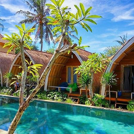 Paradesa Villa Gili Trawangan Exterior photo