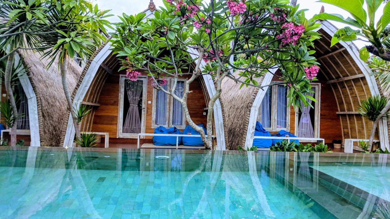 Paradesa Villa Gili Trawangan Exterior photo
