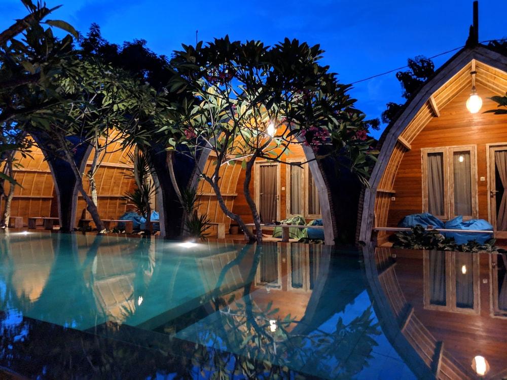 Paradesa Villa Gili Trawangan Exterior photo