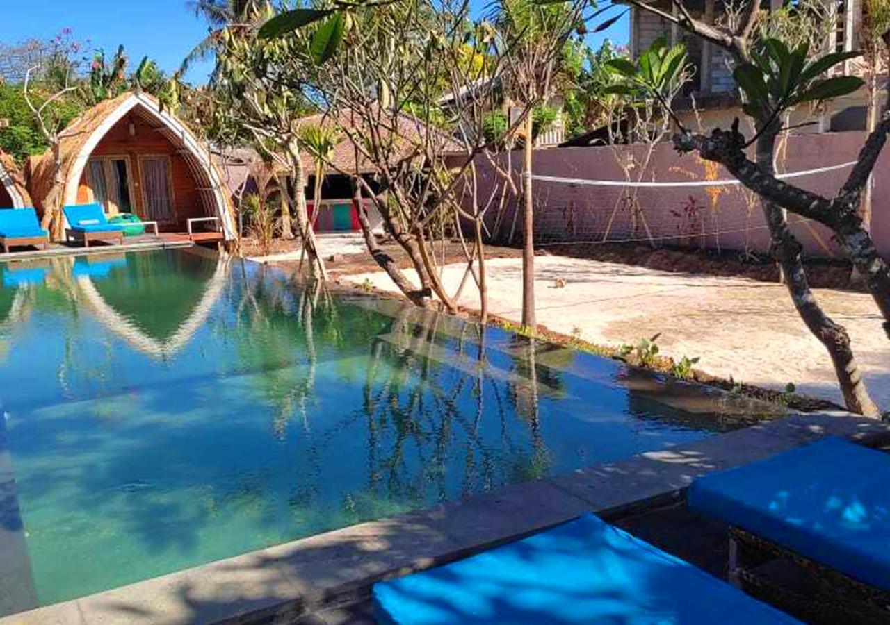 Paradesa Villa Gili Trawangan Exterior photo