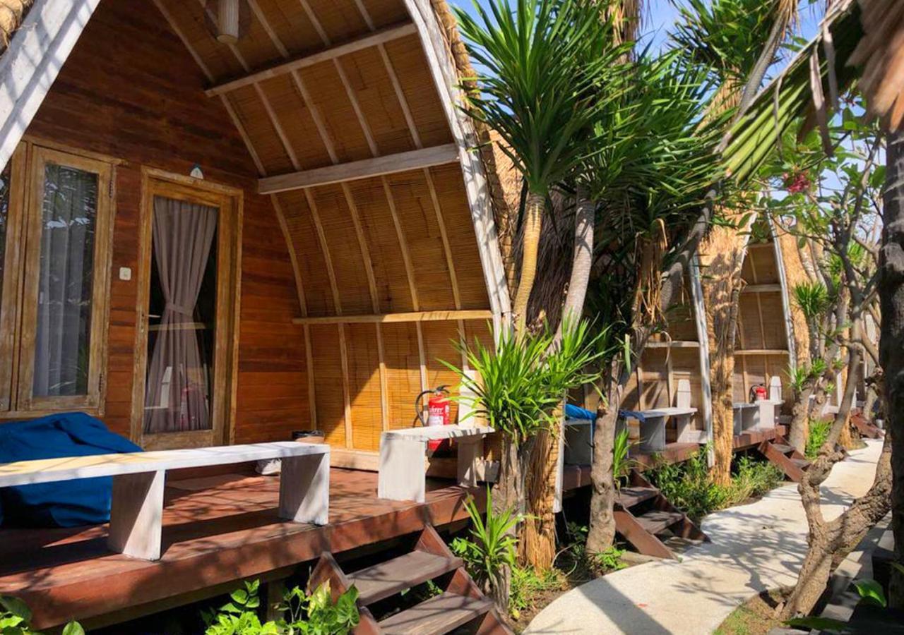 Paradesa Villa Gili Trawangan Exterior photo